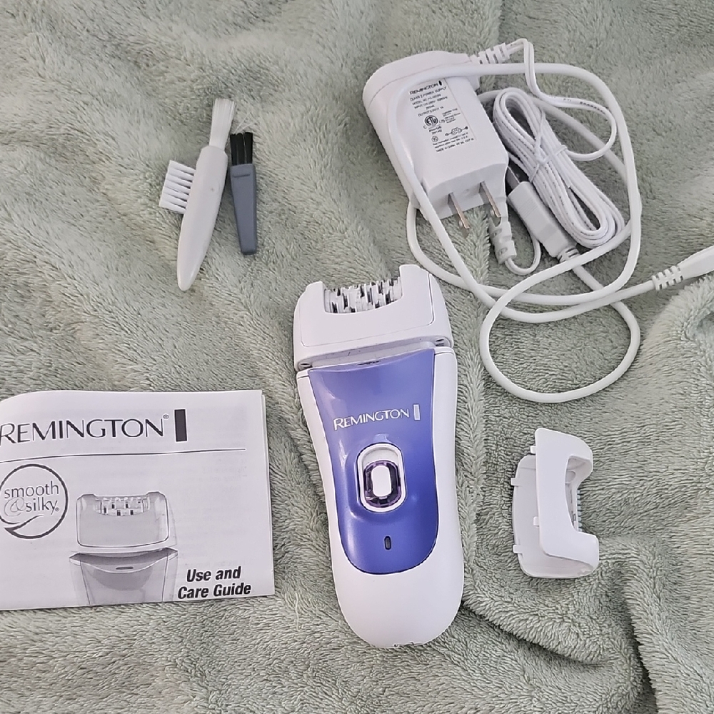 Remington Smooth & Silky Epilator in White